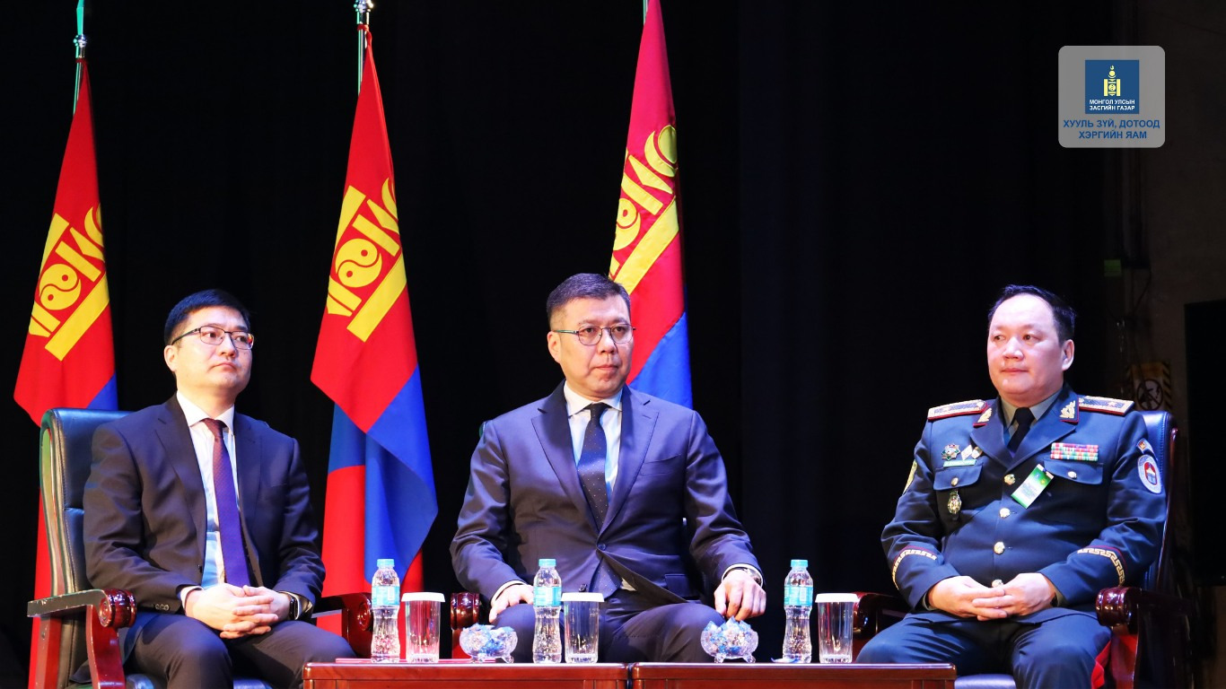 Б.Энхбаяр: Хил хамгаалах салбарт бодлогын дэмжлэг үзүүлж ажиллана